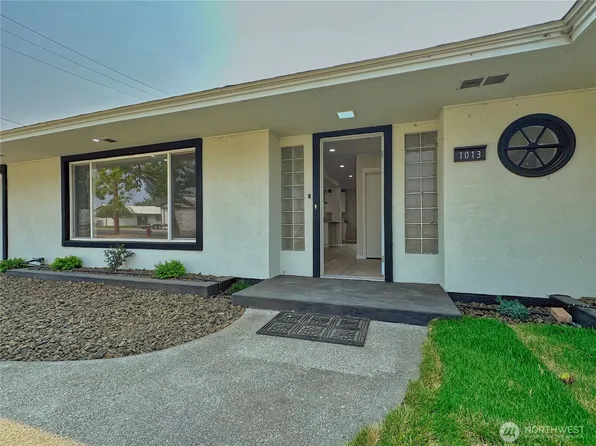 1013 River Drive, Coulee Dam, WA 99116