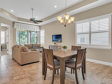 5th image of 300 Locksley Ct