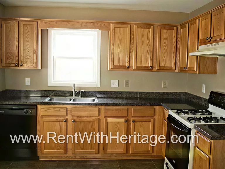 7234 Brittany Way — Photo 7
