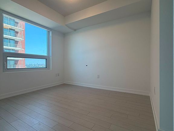 5th image of 4010 Eglinton Ave W #1112