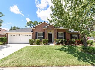 5335 Summit Lake Dr, Jacksonville, FL 32258