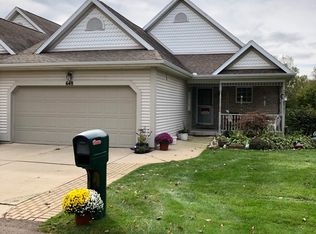 648 Pine Meadow Ln, Williamston, MI 48895