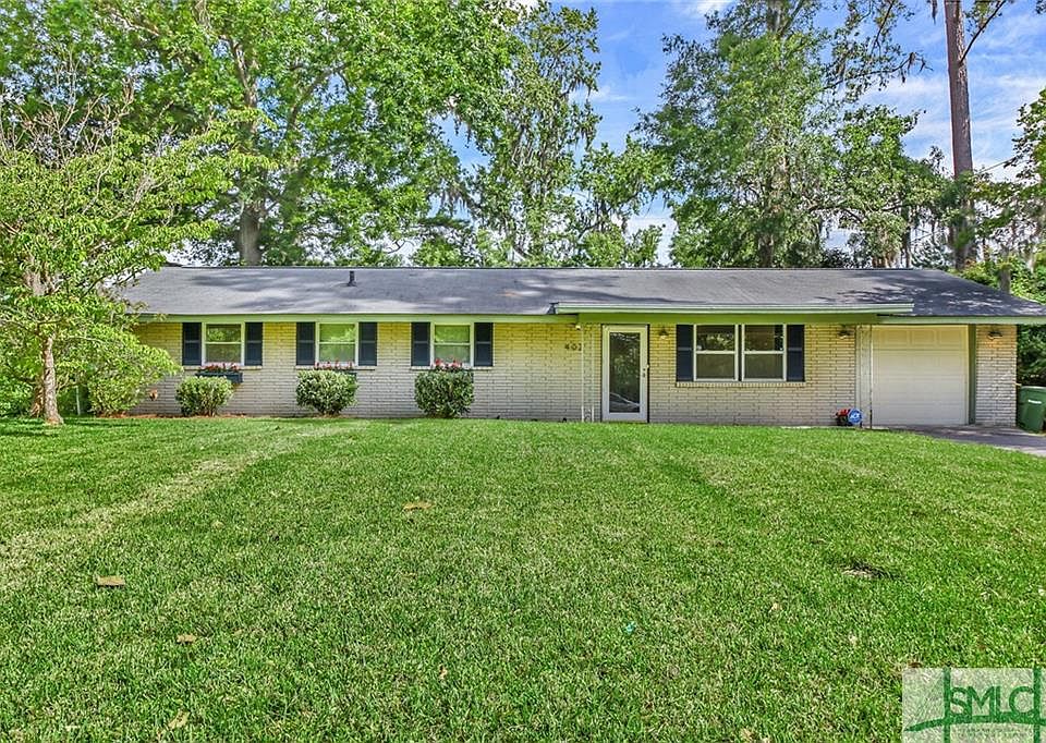 1st image of 402 Briarcliff Cir