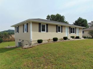 80 Ferrell Ave, Lebanon, KY 40033