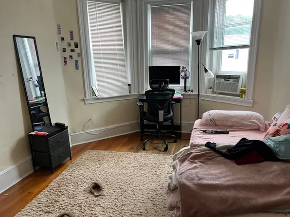 891 Huntington Ave, Boston, MA