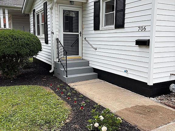 2nd image of 706 S Diamond St