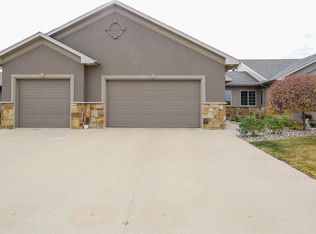 8127 S Seven Oaks Dr, Sioux Falls, SD 57108