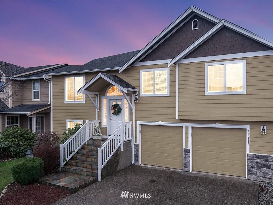 1st image of 17913 25th Avenue Ct E