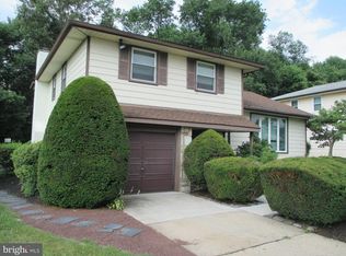 641 Kismet Rd, Philadelphia, PA 19115