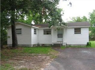 1712 Gill Rd, Mobile, AL 36605