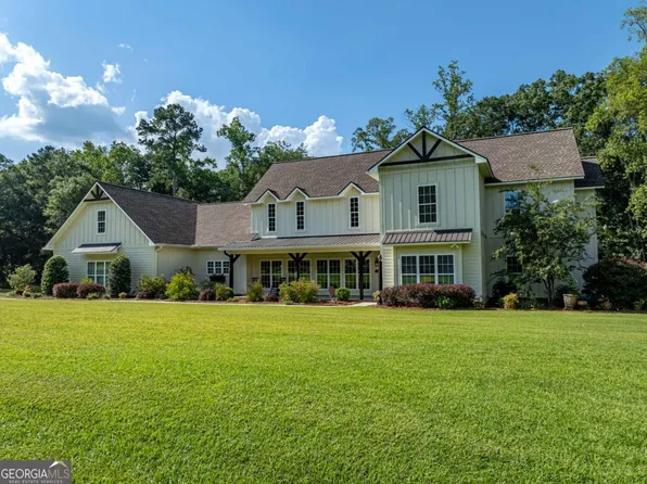 51 Logan Dr, Tifton, GA 31793