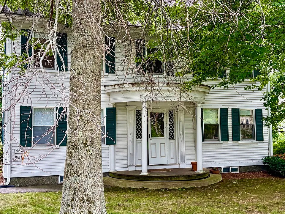 582 Massachusetts Ave #FRONT