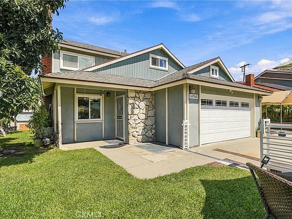 3rd image of 14765 Dunton Dr