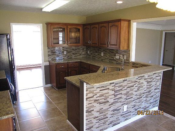 5th image of 5544 Chatham Woods Dr