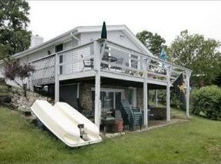 353 Pepper Dr, Mattawan, MI 49071