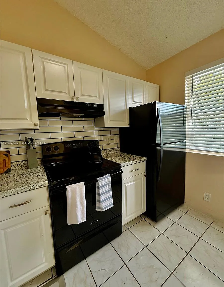 Glenwood Subdivision — Photo 3