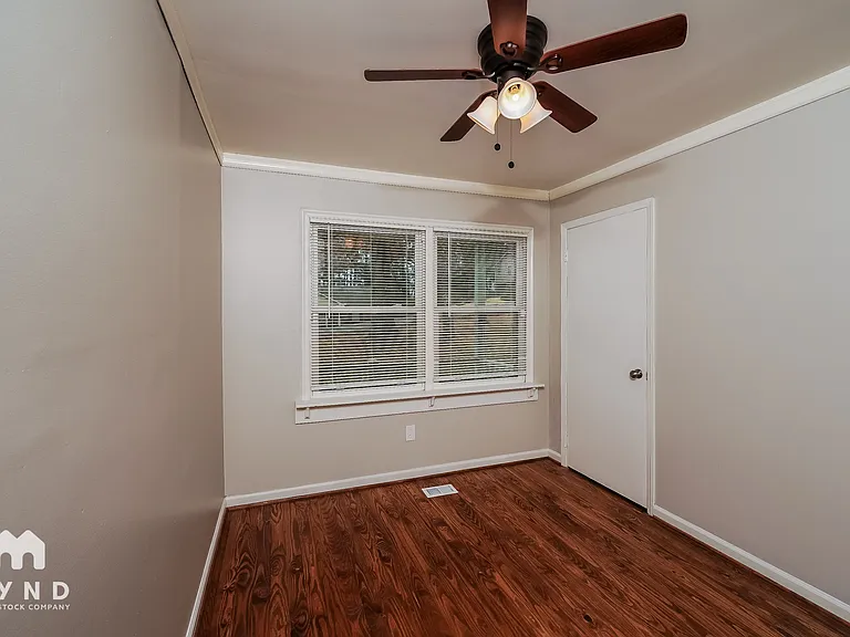 6538 Mountain Heights Rd — Photo 8
