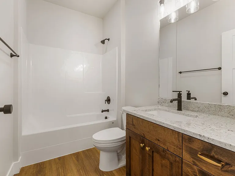 563 S Cutler Ave — Photo 15