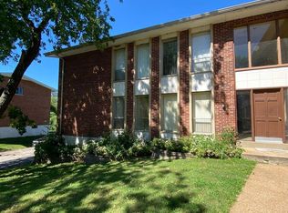 135 Reeb Ln APT 3, Florissant, MO 63031