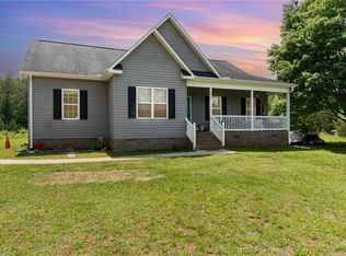 4242 Lake Ridge Ct, Ramseur, NC 27316