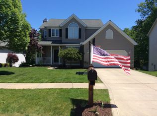 15141 Timber Ridge Dr, Middlefield, OH 44062