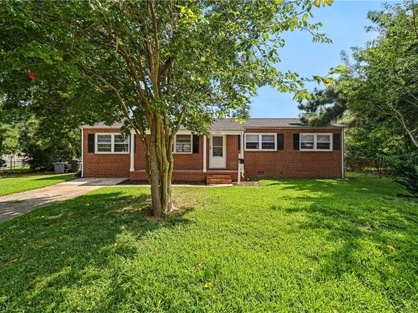 502 Regina Ct, Hampton, VA 23669