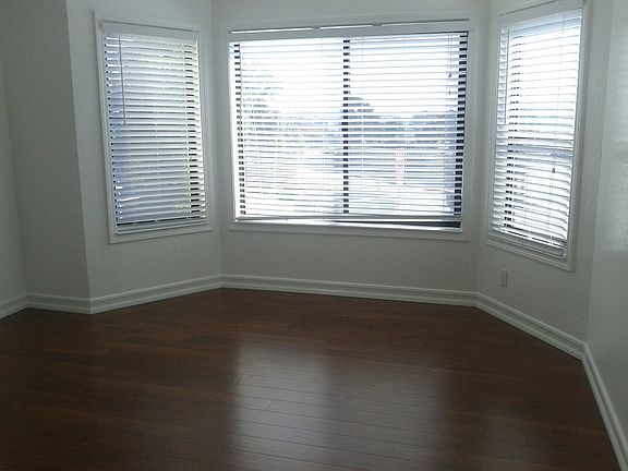 2nd image of 2960 Diamond St APT 2