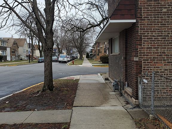 3rd image of 5340 W 30th Pl