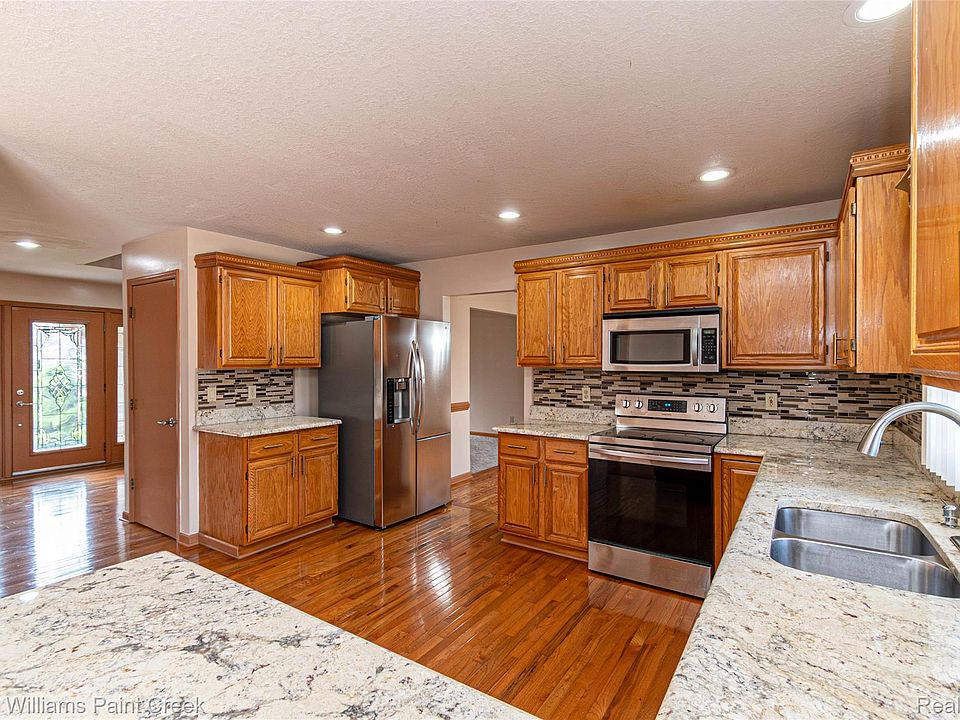 5555 Chatham Ln, photo 17