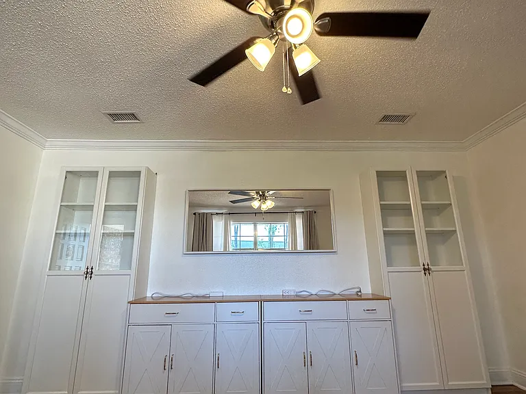 1661 Bartlett Ave — Photo 25