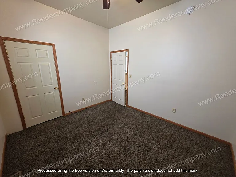 415 Gostlin Street — Photo 10