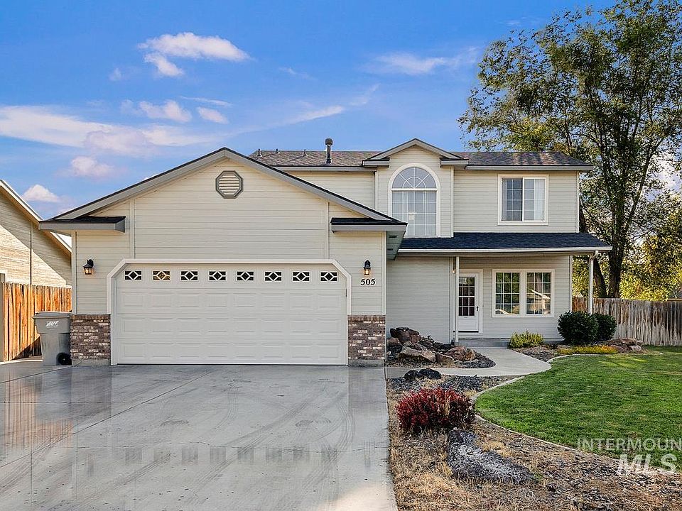 1st image of 505 S Bonneville Dr
