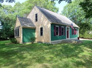 1 Pebble Path, Forestdale, MA 02644