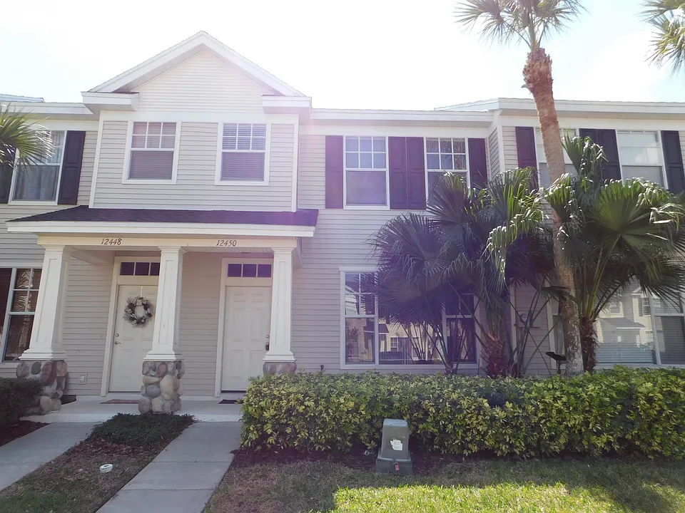 12450 Country White Cir