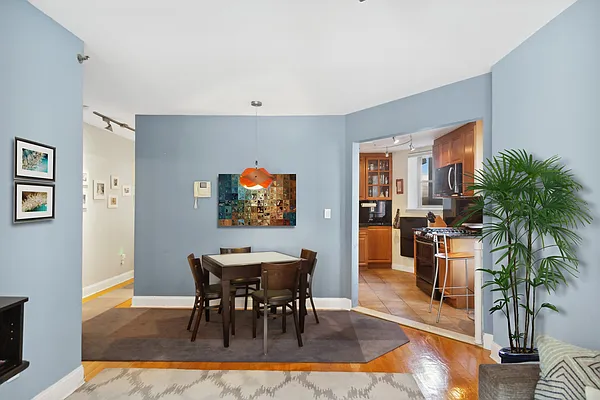 Sold by Compass | media 3