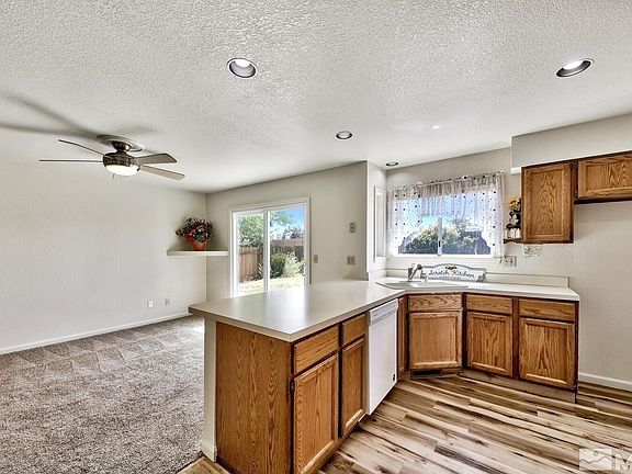 4th image of 345 Sunwood Dr