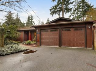 8520 231st St SW, Edmonds, WA 98026