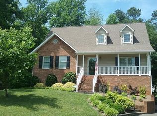 409 Summertree Ct, Winston Salem, NC 27127