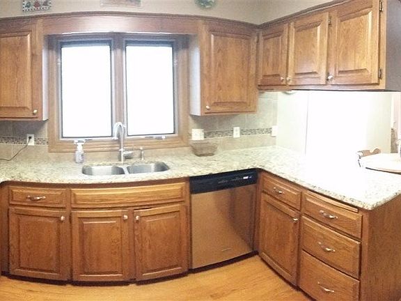 5th image of 13929 Arbor St