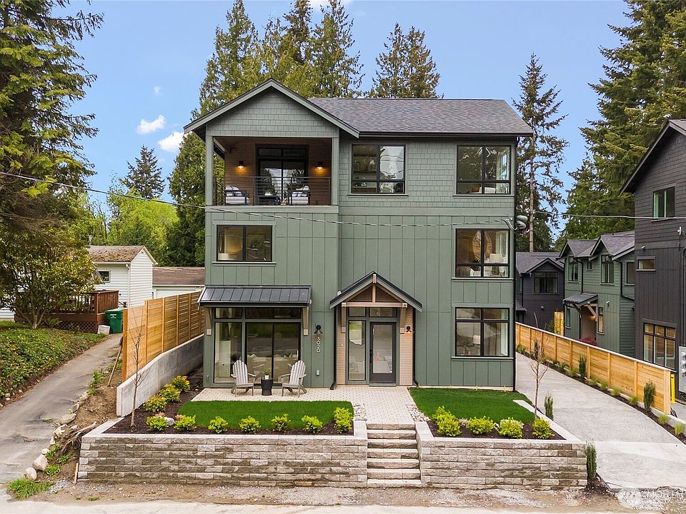 1st image of 3020 NE 95th