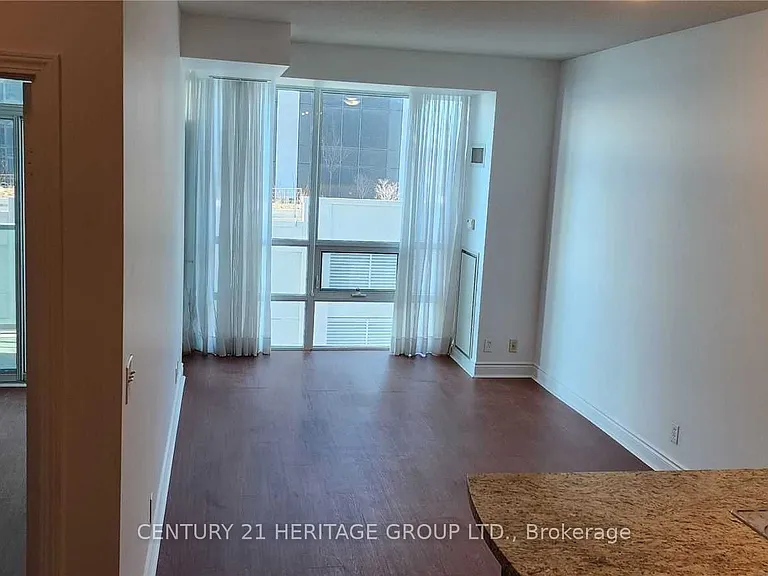 1910 Lake Shore Blvd W #702 — Photo 14