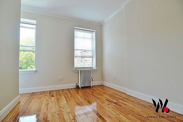1st image of 132 1st Ave #3