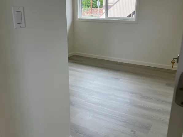 1051 5th Ave #2, Honolulu, HI 96816