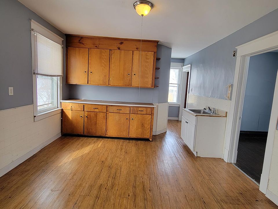1st image of 1288 Genesee St #2
