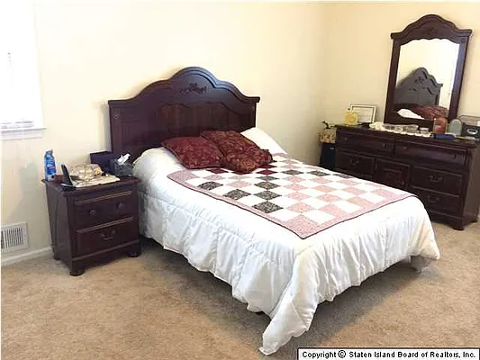 Sold by Gillani Homes Inc. | media 14