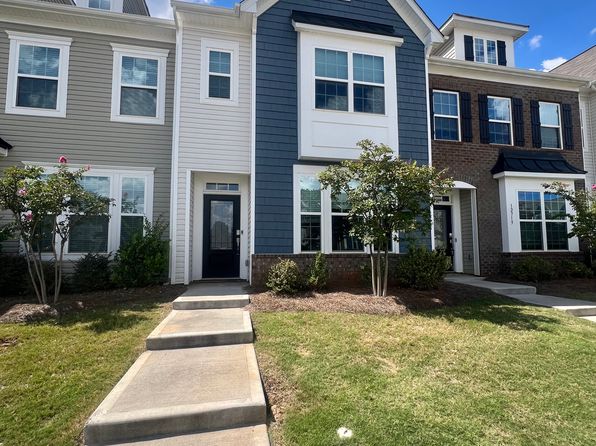 12711 Wandering Brook Dr
