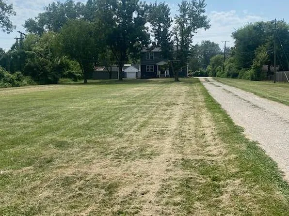 23275 Northline Rd, Taylor, MI 48180