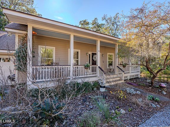 2nd image of 15 Sheridan Rd