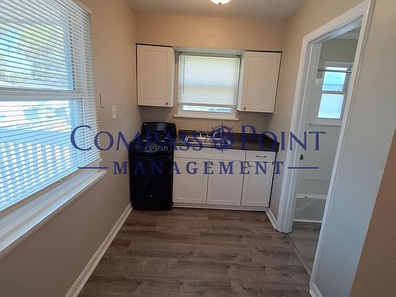 3rd image of 838 Bryan Ave APT 5