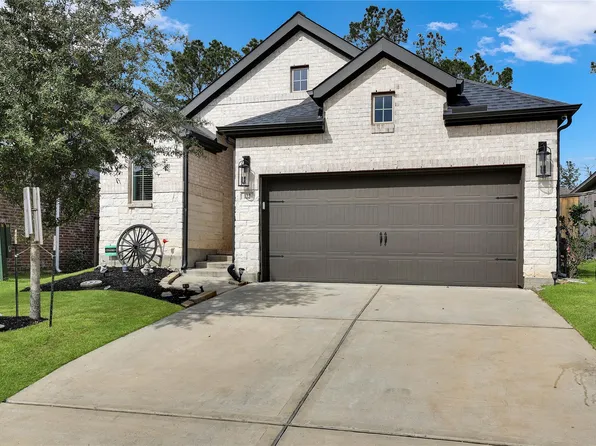122 Hidden Peak Dr, Montgomery, TX 77316